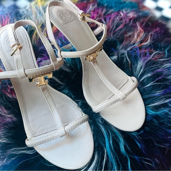 Tory Burch Shoes - TORY BURCH | 9.5 | Cream 2.75” Tan Kitten Leather Kitten Sling Back Heels Pumps